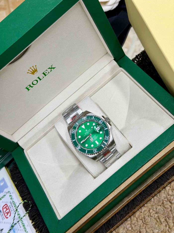 Green Dial Ceramic Bezel Stainless Steel Diving Watch【Dial diameter：40mm 】29569621