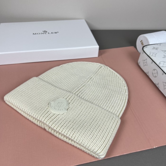 1:1 quality version Round Rubber Patch Logo Knit Unisex Beanie 9 colors 29569832