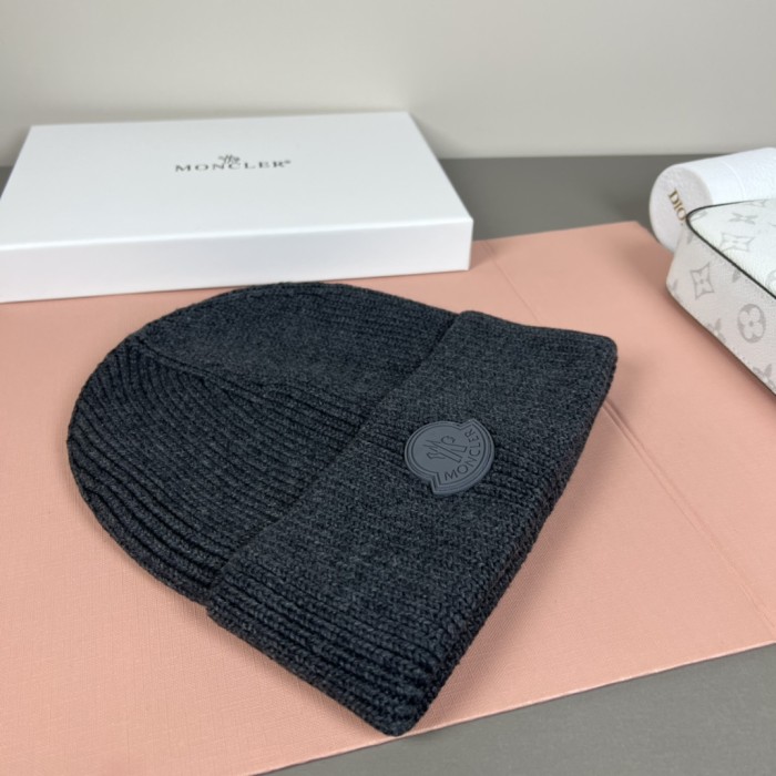 1:1 quality version Round Rubber Patch Logo Knit Unisex Beanie 9 colors 29569832