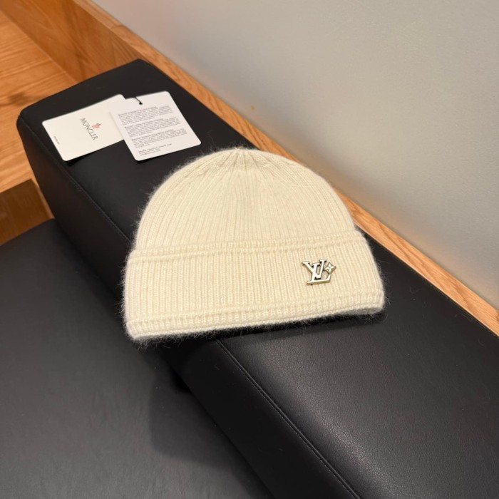 1:1 quality version Metal Letter Star Badge Cuffed Wool Unisex Beanie 4 colors 29570659