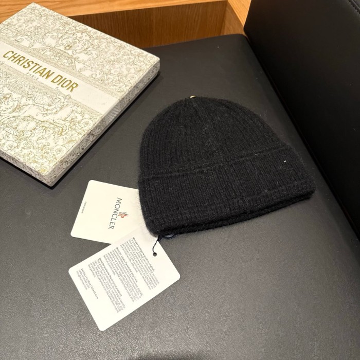 1:1 quality version Metal Letter Star Badge Cuffed Wool Unisex Beanie 4 colors 29570659