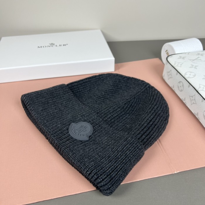 1:1 quality version Round Rubber Patch Logo Knit Unisex Beanie 9 colors 29569832