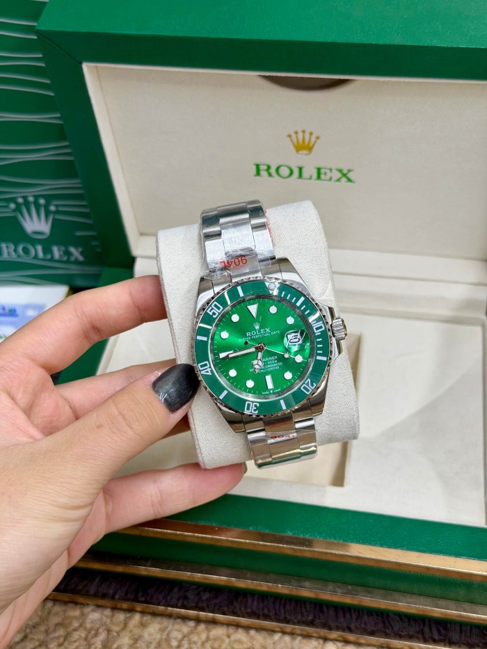Green Dial Ceramic Bezel Stainless Steel Diving Watch【Dial diameter：40mm 】29569621