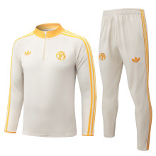 26-27 Bayern High Quality Half Pull Tracksuit