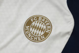 26-27 Bayern High quality Tank Top And Shorts Suit