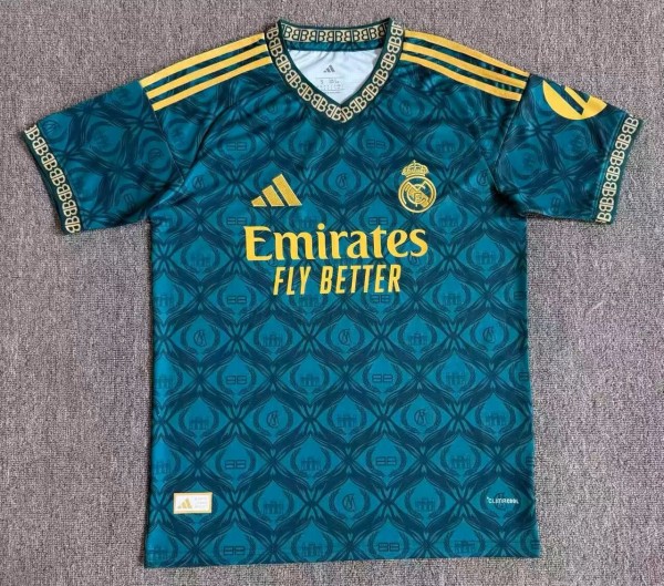 26-27 RMA Special Edition Fans Soccer Jersey