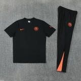 26-27  INT Short shirts and Long trousers Suit (圆领)
