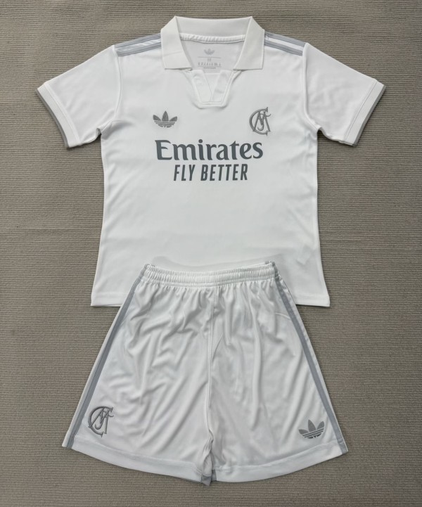 26-27 RMA White 125th Anniversary Edition Adult Suit