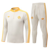 26-27 Bayern High Quality Half Pull Tracksuit