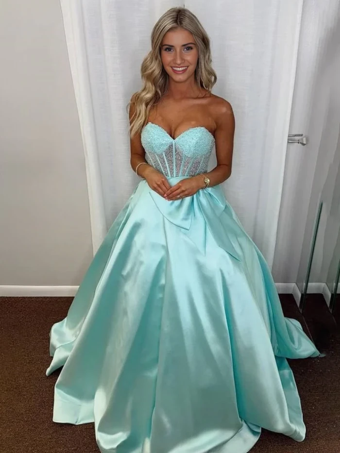 Hindreen | A-Line Sweetheart Lilac Beaded  Long Prom Dresses With Bow