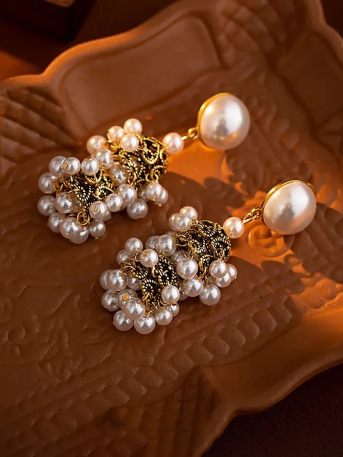 Golden Vintage Dangle Tassel Pearl Earrings