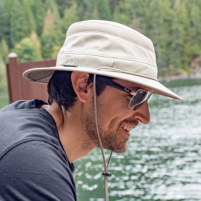 Charter Escape Hat