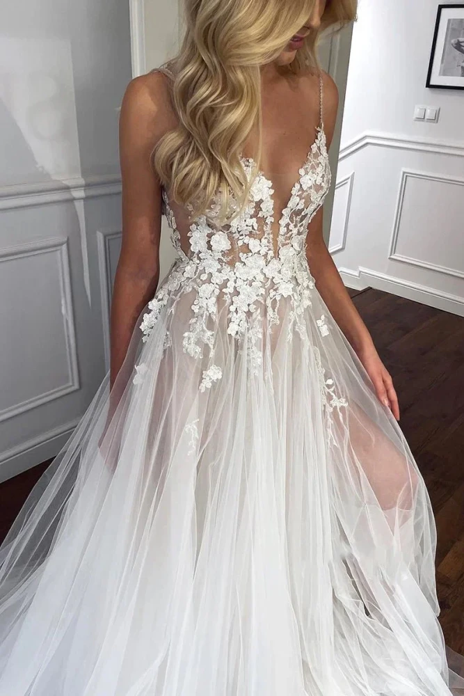 Hind | Spaghetti Straps V-Neck Lace Appliques A-line Tulle Rustic Wedding Dress