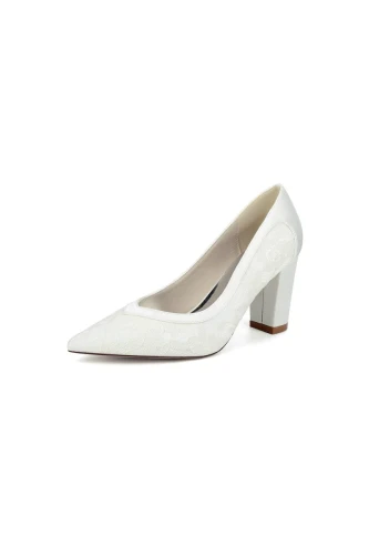 Ivory Lace High Heels with Wooden Heel