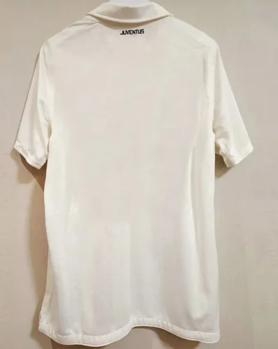 2010-2011 JUV Away Retro Soccer Jersey