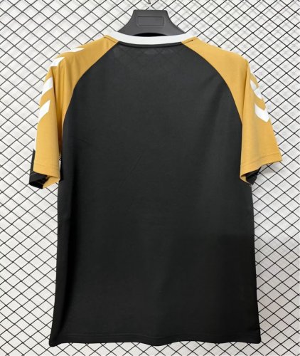 26-27 Malaga Black Training shirts