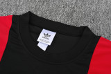 26-27 Man Utd High Quality Training Short Suit
