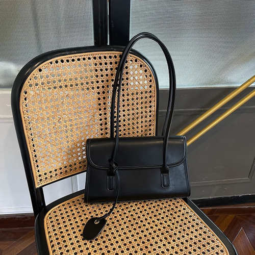 After Her Choice Shoulder Bag
