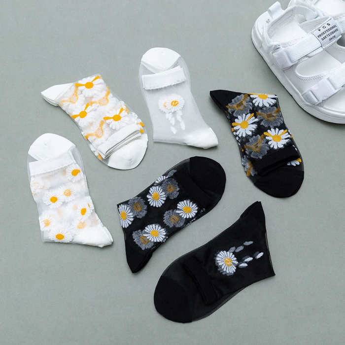 A Bloomy Summer Socks