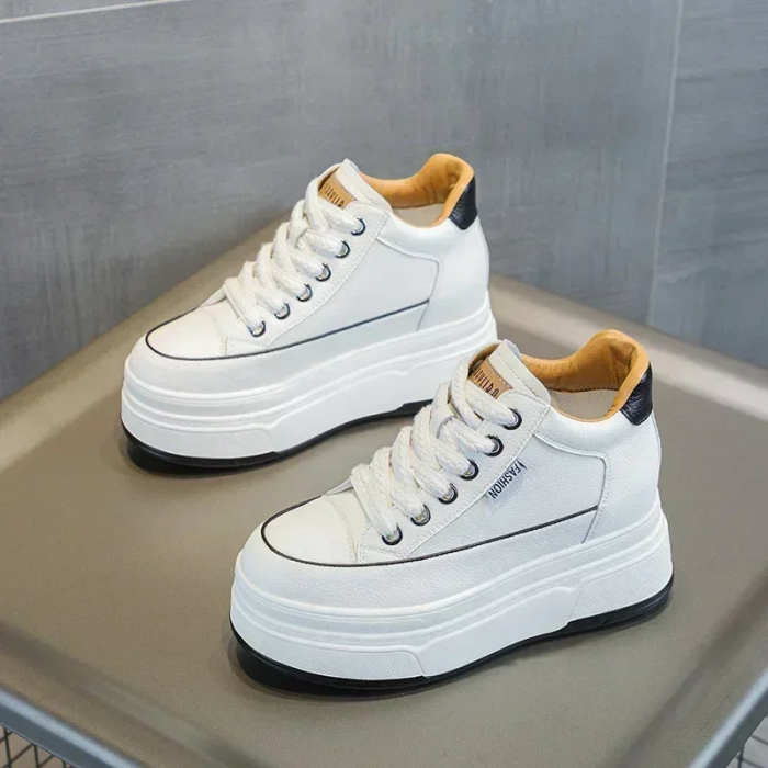 An Insanity Lover Sneakers