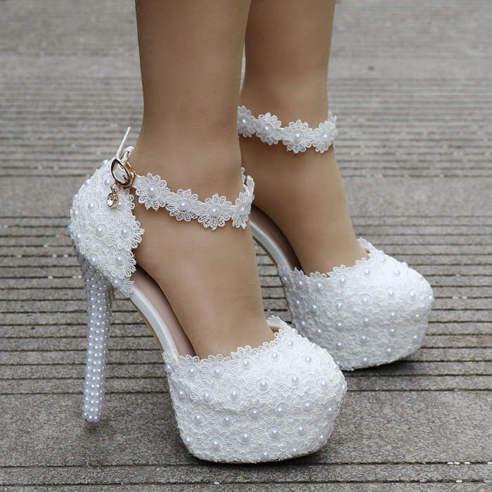 A Sweet Royal Pump Shoes