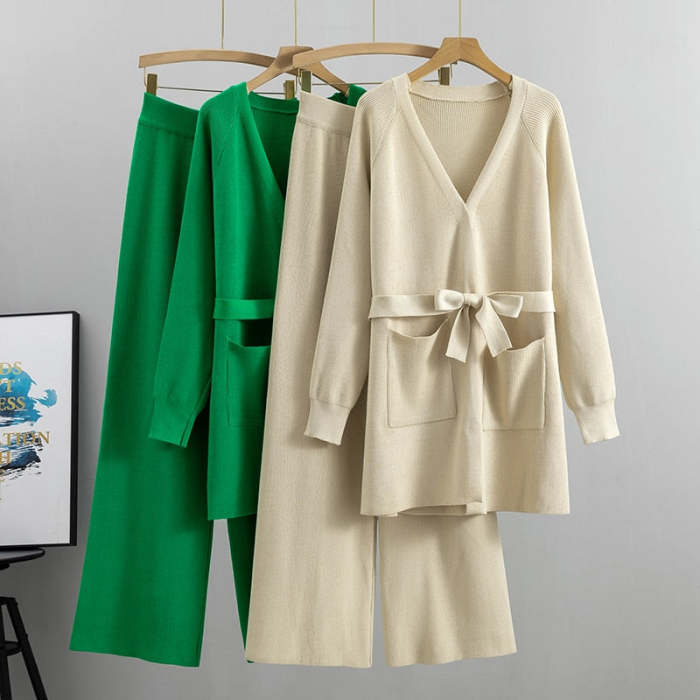 A Little Step Forward Pant Set