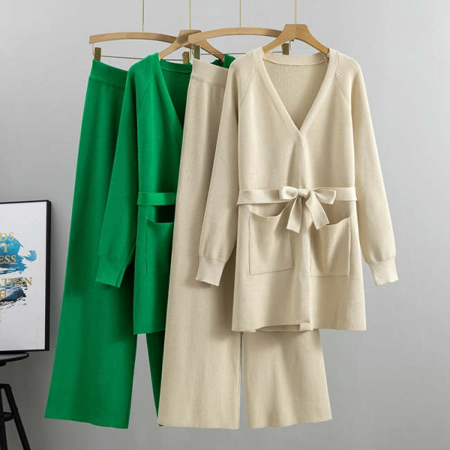 A Little Step Forward Pant Set