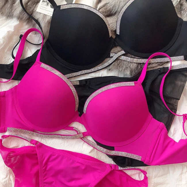 Alluring Classic Rhinestone Bra Set