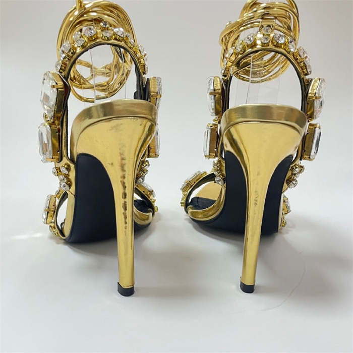 A Never-Ending Maze Pump Sandals