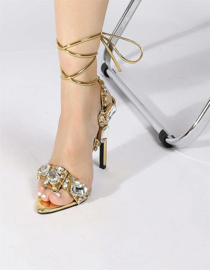 A Never-Ending Maze Pump Sandals