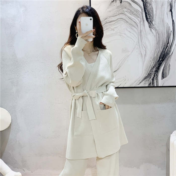 A Little Step Forward Pant Set