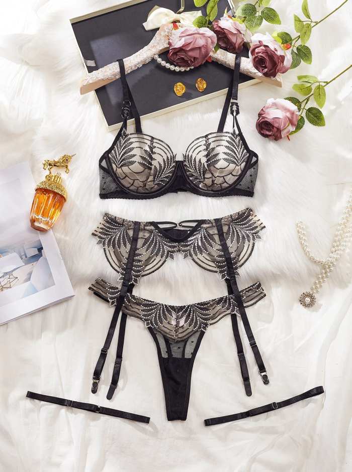 A Bird Without A Song Lingerie
