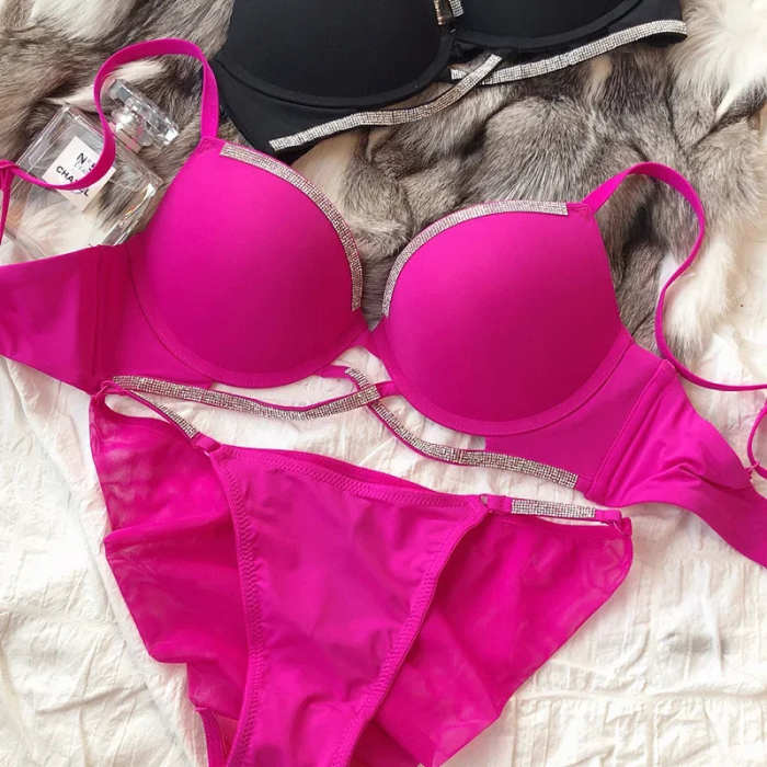 Alluring Classic Rhinestone Bra Set