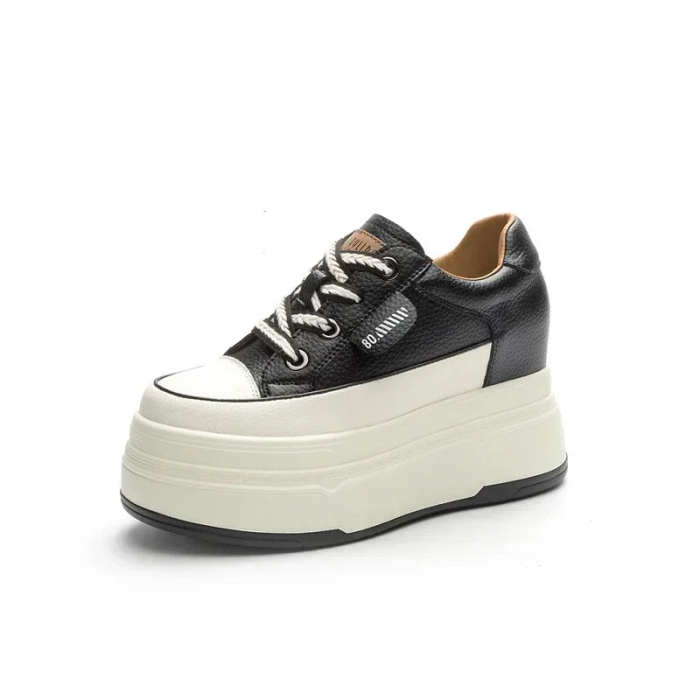 An Insanity Lover Sneakers