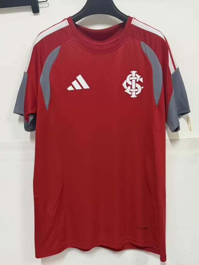 26-27 Internacional Red Training shirts