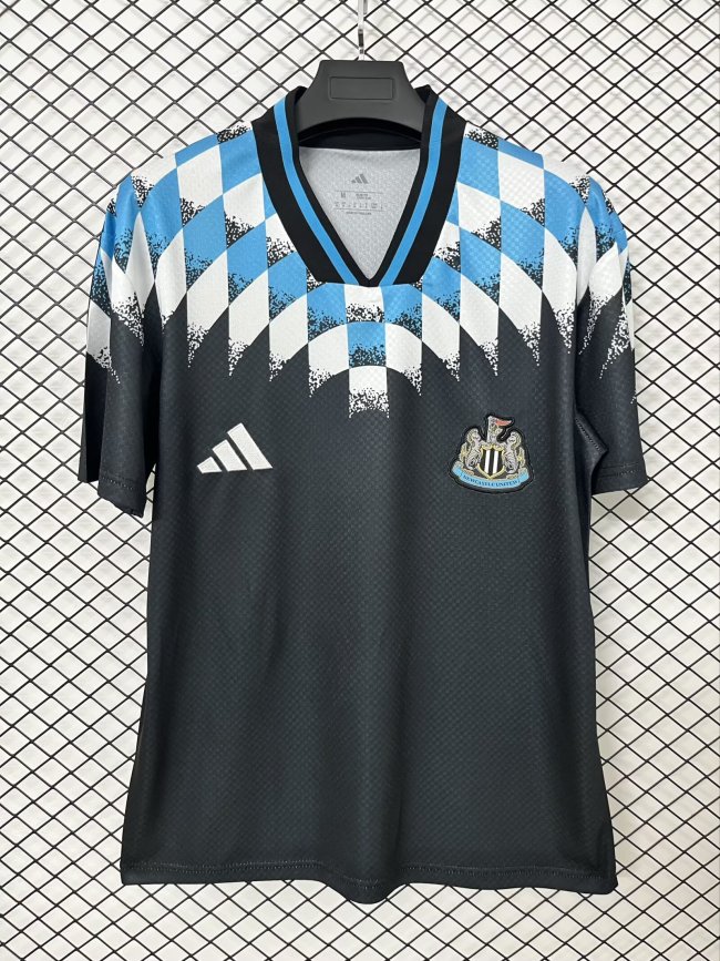 26-27 Newcastle Retro Version Fans Soccer Jersey