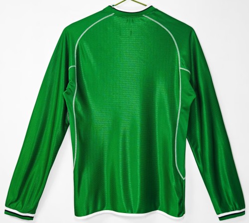 2002 Northern Ireland Home Long sleeves Retro Soccer Jersey