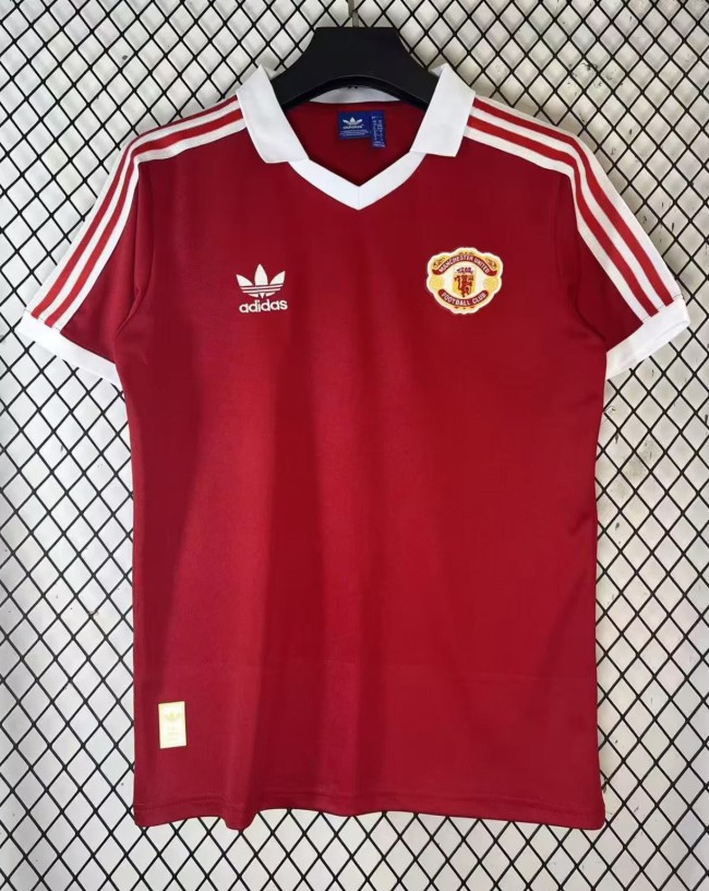 26-27 Man Utd Red Casual Version Training shirts
