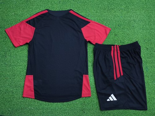 26-27 Man Utd High Quality Player Version Training Short Suit (球员套装)