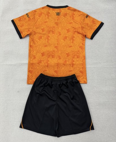 26-27 Wolves Home Adult Suit