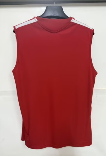 26-27 Internacional Red Vest