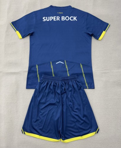 25-26 Porto Fourth Adult Suit