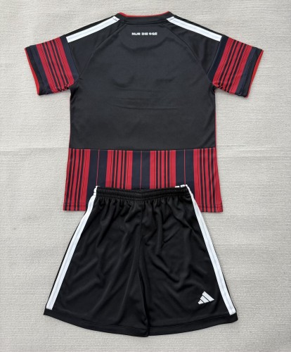 26-27 Frankfurt Home Adult Suit