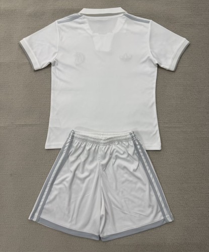 26-27 RMA White 125th Anniversary Edition Adult Suit