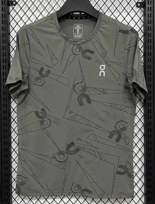 2026 ON Green Ice Silk Casual T-Shirt