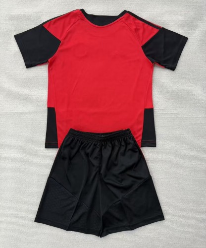 26-27 Man Utd Red Training Adult Suit