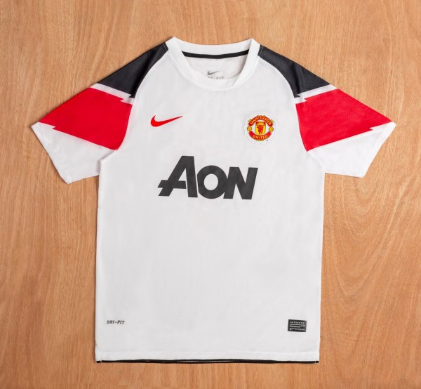 2010-2011 Man Utd UCL Version Away White Retro Soccer Jersey