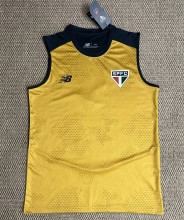 26-27 Sao Paulo Vest