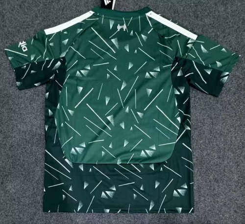 26-27 LIV Green Goalkeeper Fans Soccer Jersey