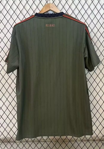 25-26 Bayern Green Casual Edition Training Shirts